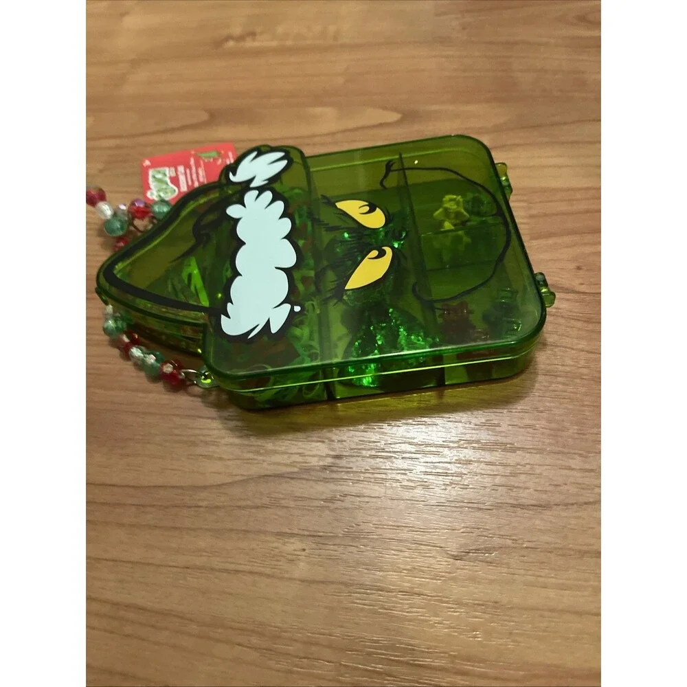 The Grinch Dr. Seuss Hair Accessory Purse Organizer Set for Girls